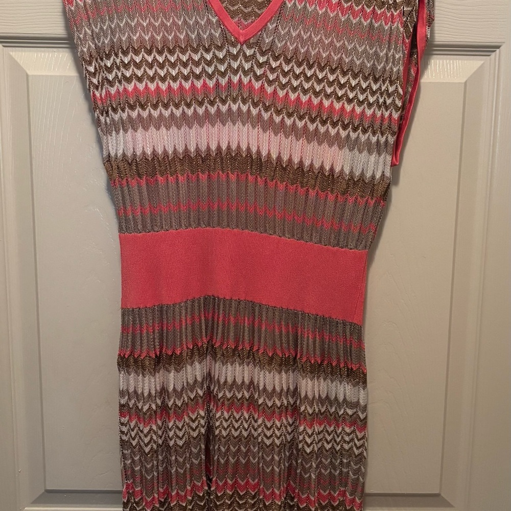 Laundry Stylish Coral and Gold Knit Dress